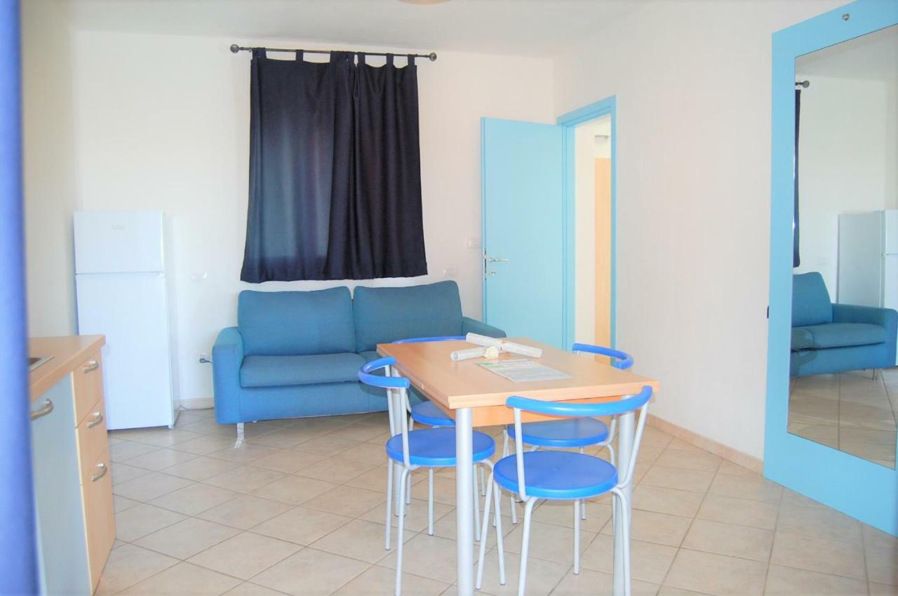 I Lentischi Aparthotel Villasimius Exteriör bild