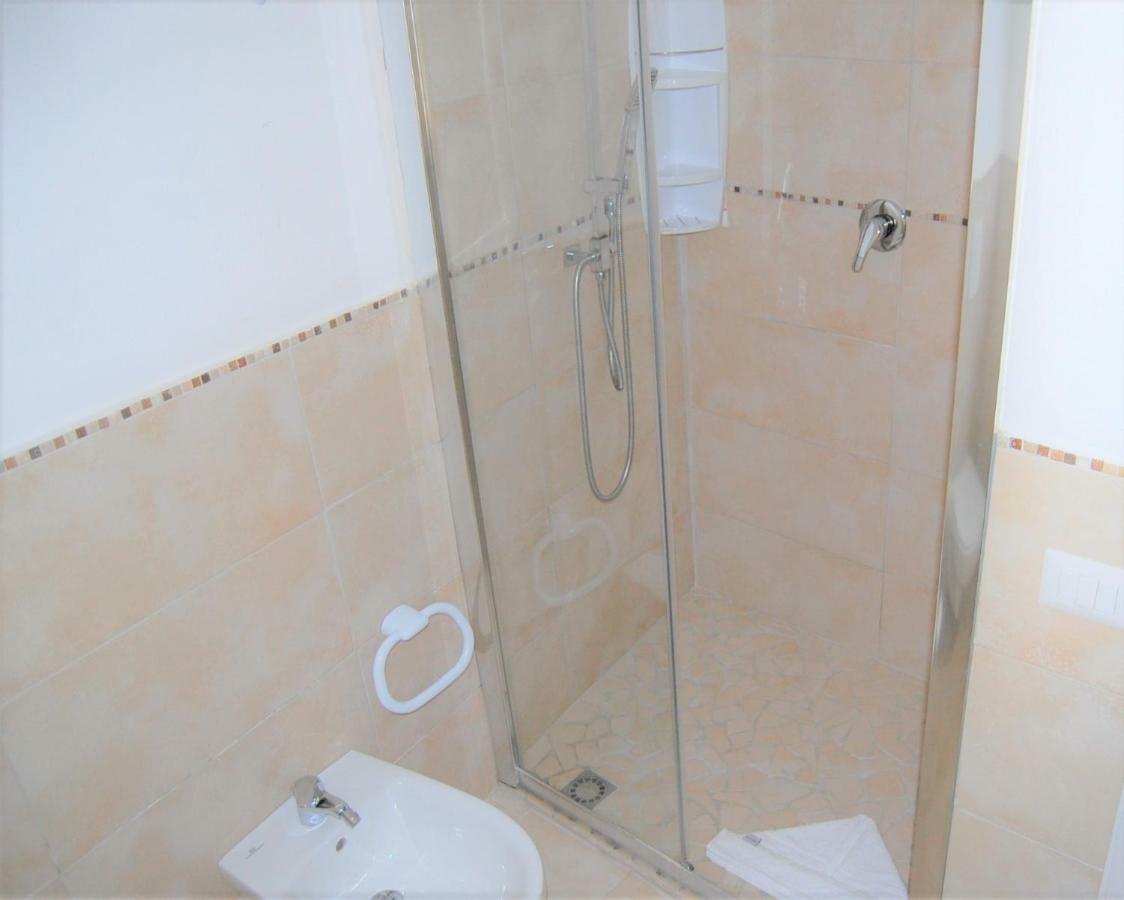 I Lentischi Aparthotel Villasimius Exteriör bild